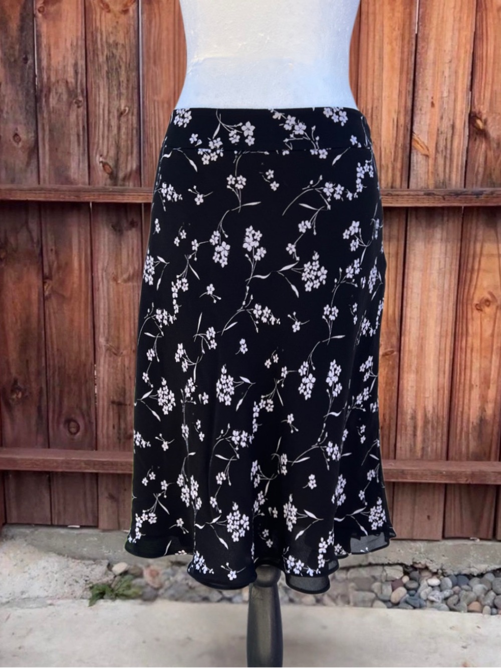 Y2K Ann Taylor Silk Black Floral A-Line Skirt with White Blooms